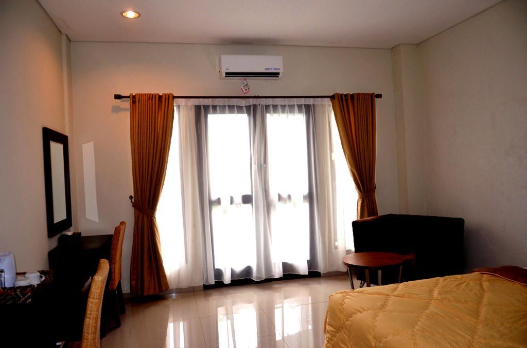 Bumi Cikeas Sentul Bogor Hotel Værelse billede