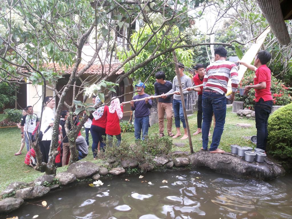 Bumi Cikeas Sentul Bogor Hotel Eksteriør billede