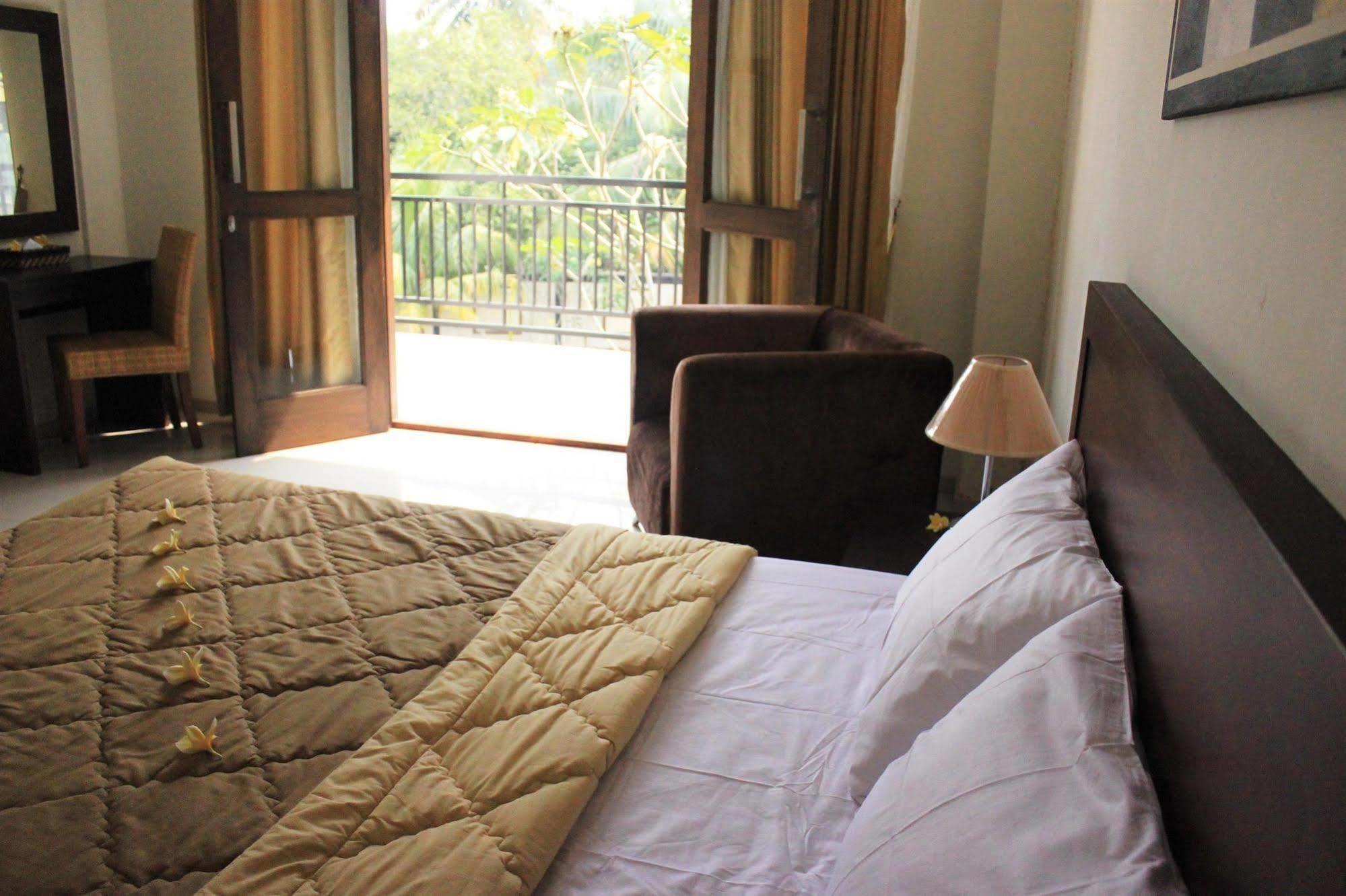 Bumi Cikeas Sentul Bogor Hotel Eksteriør billede